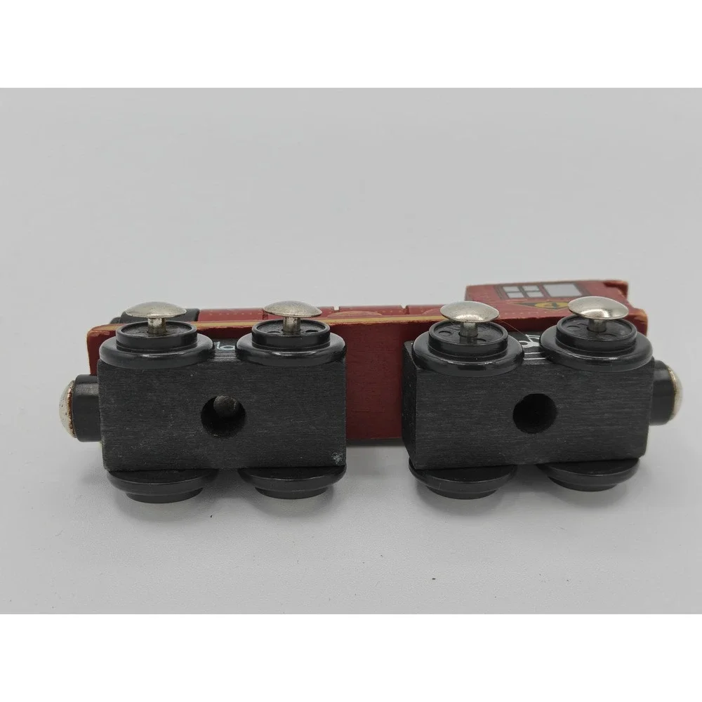 Toys R Us Imaginarium Wooden Magnetic Train Engine Red Black TRU-08-RR Number‎ 4